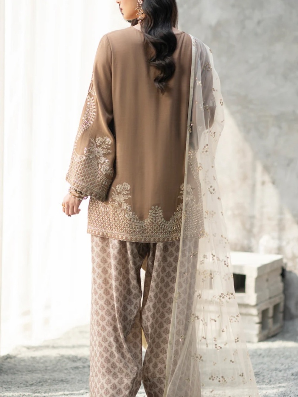 Ethnc Luxe Boutique collection 2026 Pakistani Indian  farshi shalwar - Picture 4 of 11